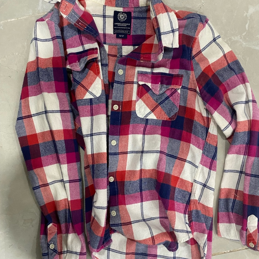 American eagle plaid shirt